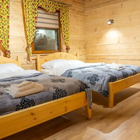 Aleksandra Apartment *