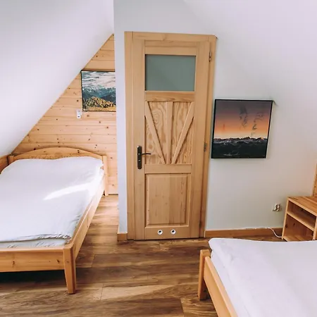 Aleksandra Apartment *