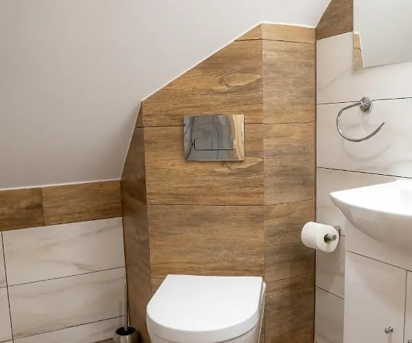 Aleksandra דירה *