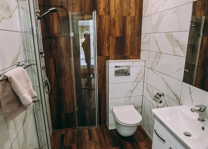 Aleksandra דירה *